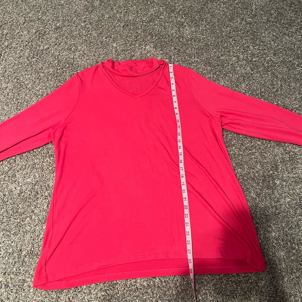 NWT Sejour Hot Pink 3/4 sleeve Top